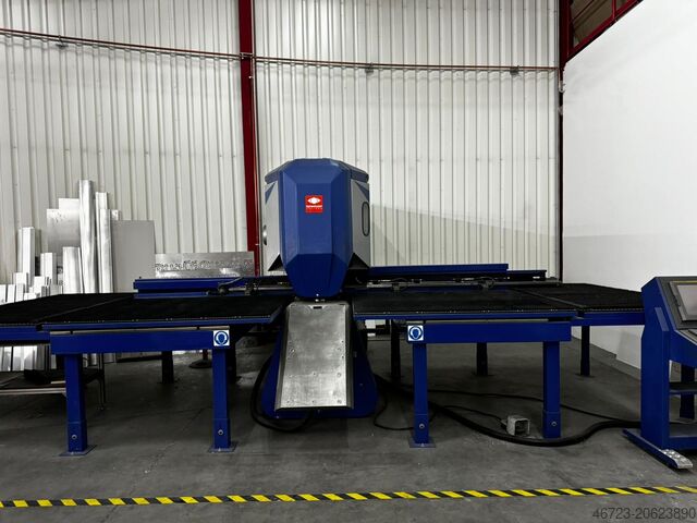 Máquina de corte por láser Technology S.R.L. Tecnotransfer 1500x3000