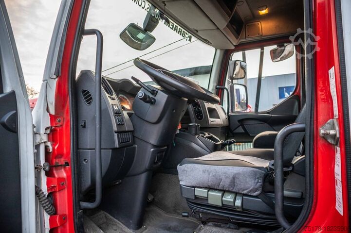 Koffer RENAULT MIDLUM 270 DXI (18t.)+DHOLLANDIA 2T.