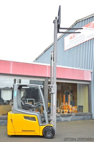 Forklift Jungheinrich EFG 220