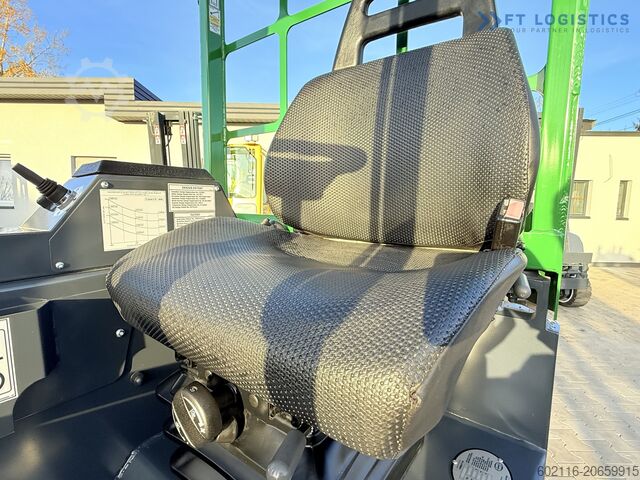 Fyrvägsstaplare Combilift CB4000 GAS TRIPLEX 5200 POSITIONER