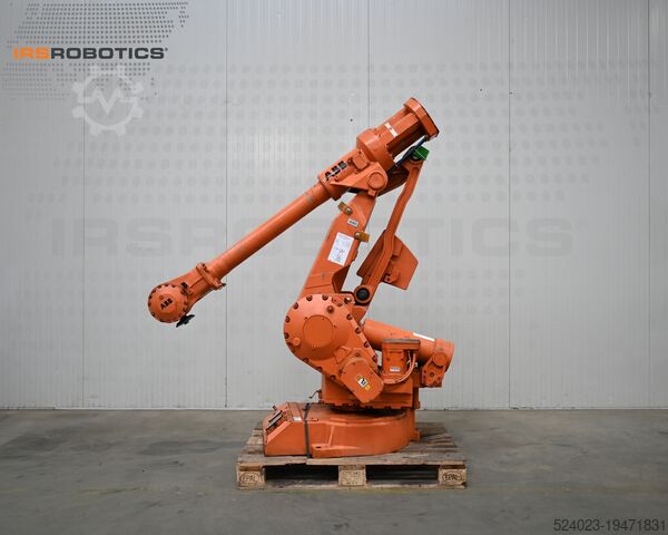 Robot industrial ABB IRB4400/L30 S4C+