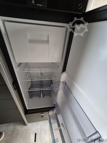 Kastenwagen Wohnmobil / Campervan HYMER/ERIBA Grand Canyon S CrossOver 600 Schlafdach/AHK 2.8t