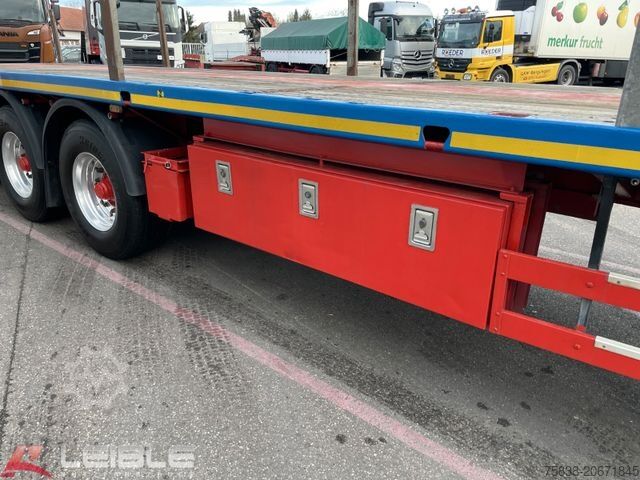 Yarı römork MEUSBURGER MPS-3*Plateau*ausziehbar 4m*§70*3. Achse gelenkt