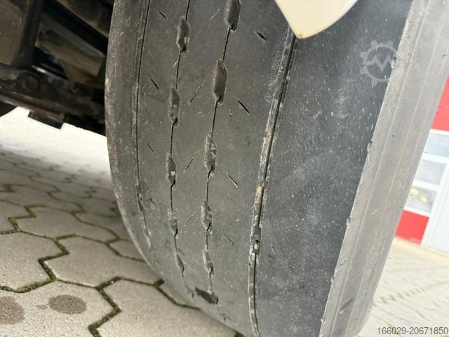 Camion poids lourd MAN TGX 26.500 6x2 Hydraulik Exklusiv Innenraum