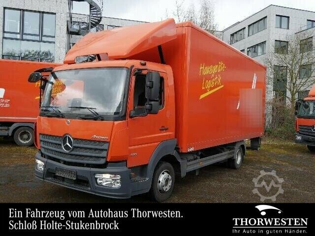 Boxvogn Mercedes-Benz Atego 816 4x2 Automatik Koffer LBW IM VORLAUF