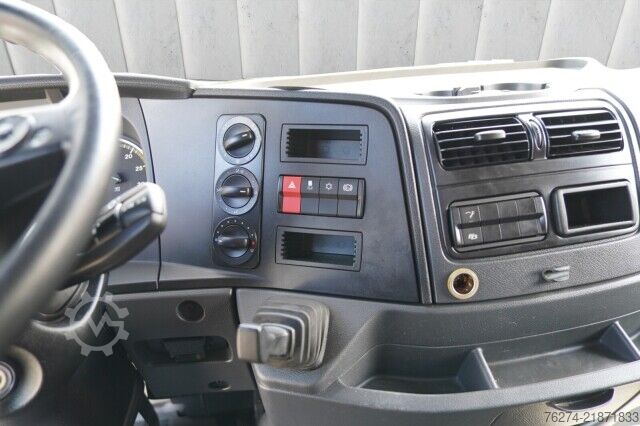 Furgon skrzyniowy Mercedes-Benz Atego 816 4x2 Automatik Junge Koffer LBW