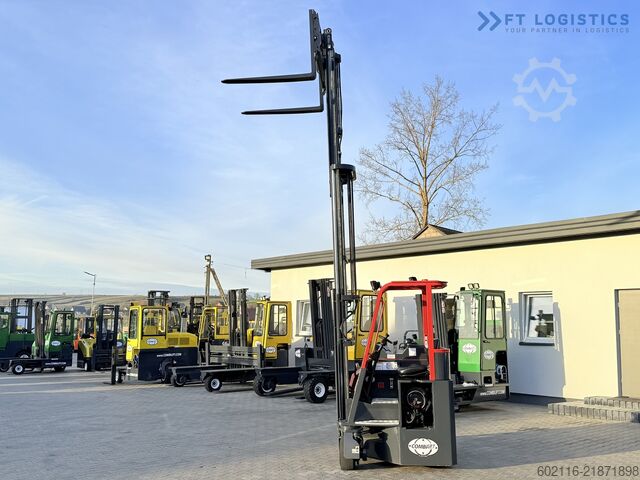 4-vejs gaffeltruck Combilift C3000CB GAS TRIPLEX 4900 FREE-LIFT