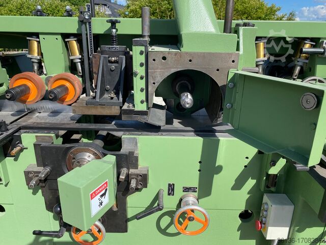 Planer and moulder Weinig Hydromat 22BL hartverchromte Tischplatte