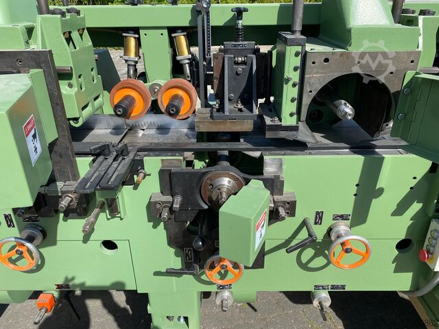 Planer and moulder Weinig Hydromat 22BL hartverchromte Tischplatte