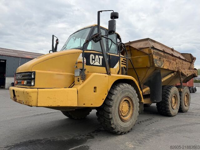 Kiepwagen CAT 725