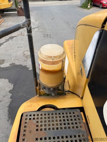Kiepwagen CAT 725