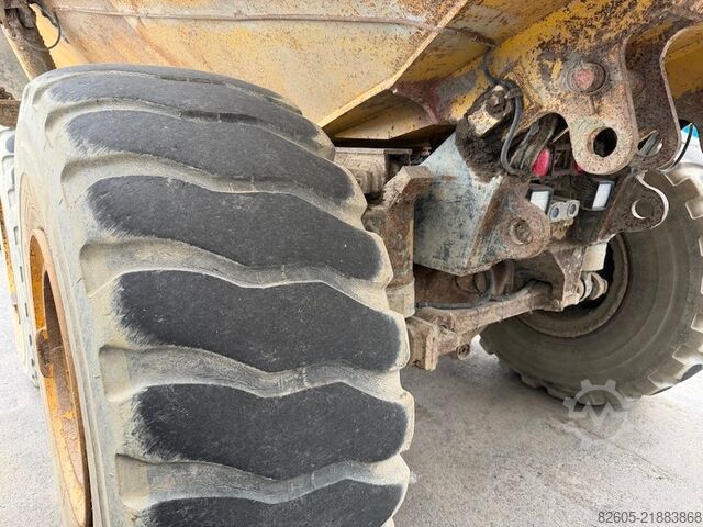 Φορτηγό ανατρεπόμενο Komatsu HM 300-2