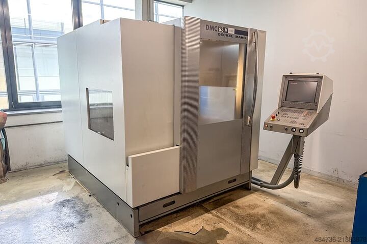 Centro de mecanizado vertical Deckel Maho DMC 63V