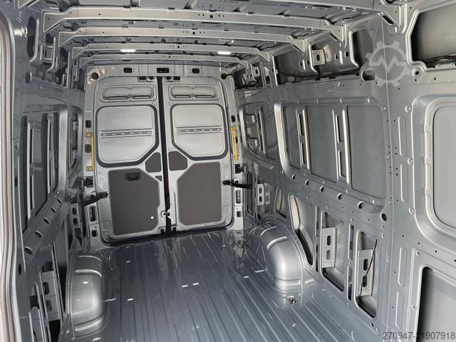 Dodávka s vysokou střechou MAN TGE 3.180 L4H3 Kasten STANDHZ ACC LED SITZHZ