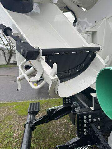 Truckmixer MAN TGS 32.430