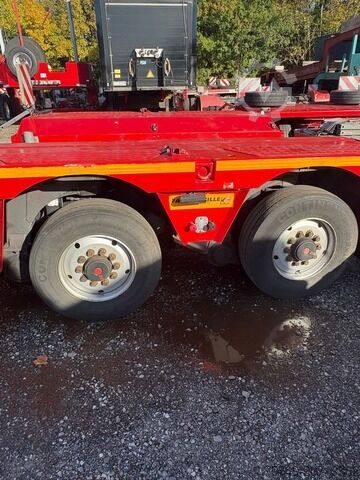 Low loader semitrailer Faymonville Megamax Z-2H-V-KBV-AA Yachttransport