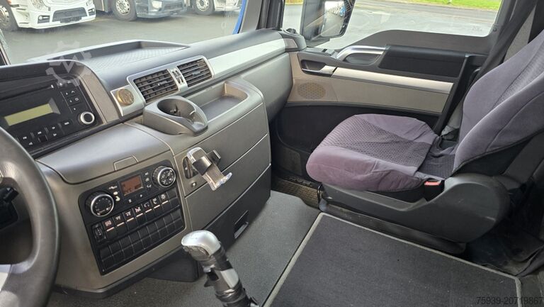 Tanker truck MAN TGS 26.440