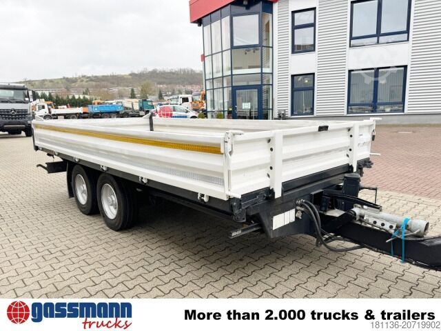 Three-way tipper trailer APK 52-12-3Z