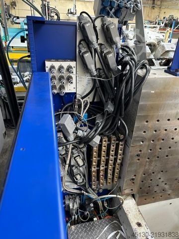 μηχανή χύτευσης με έγχυση Engel Victory 200H/60W/180 combi
