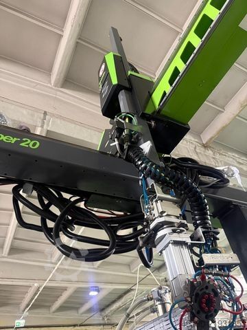 μηχανή χύτευσης με έγχυση Engel Victory 1350/260 Tech Ecodrive