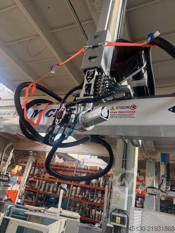 Vstřikovací stroj Engel e-Motion 740/280 T WP