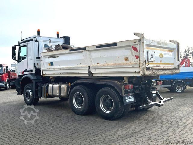 Three-sided tipper truck MERCEDES-BENZ Arocs 2645 K 6x4 3-Achs Kipper Meiller Bordmatik