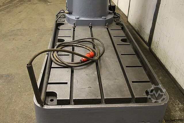 Radialbohrmaschine Raboma 12Rh2000