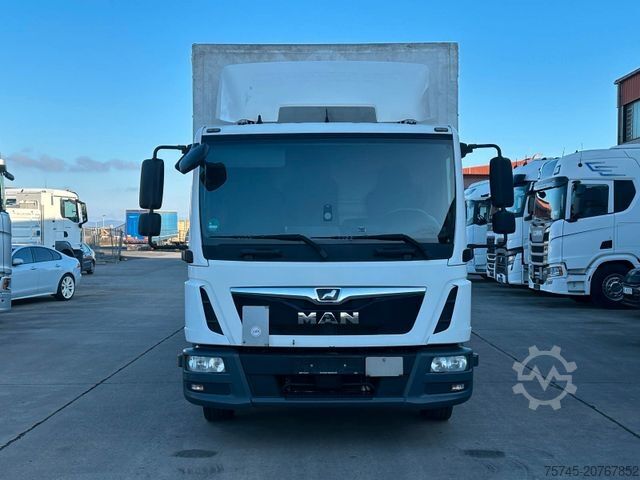 Flatbed truck with tarp MAN TGL 12.220 * ACC-SPUR-ASST *  BORDWAND * SAXAS *