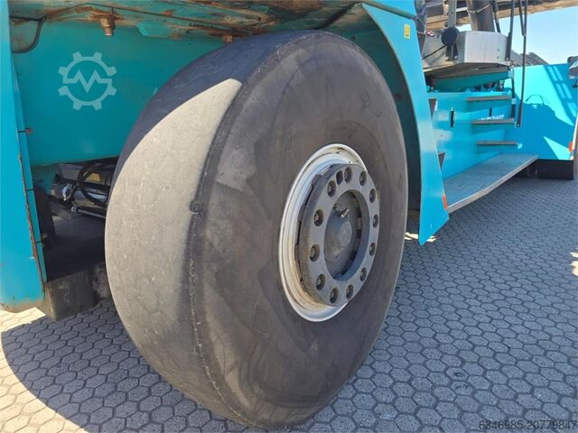 Reach stacker Konecranes SMV 4531 TC5