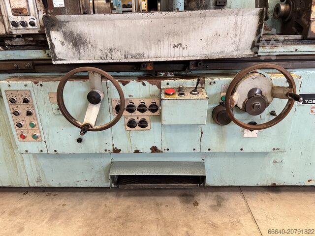 Silindirik taşlama makinesi TOS Hostivař BHU 32A/1000