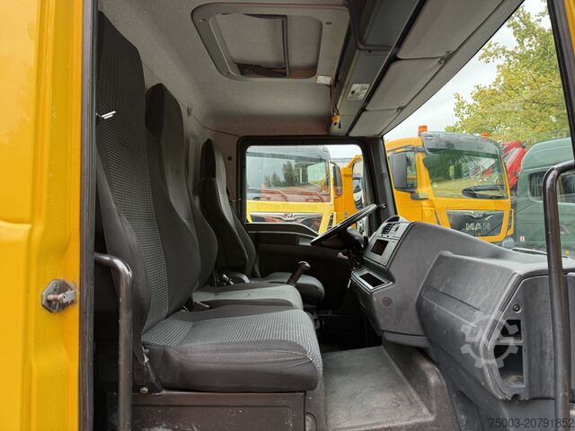 Pick-up furgon MAN TGL 8.180 BB