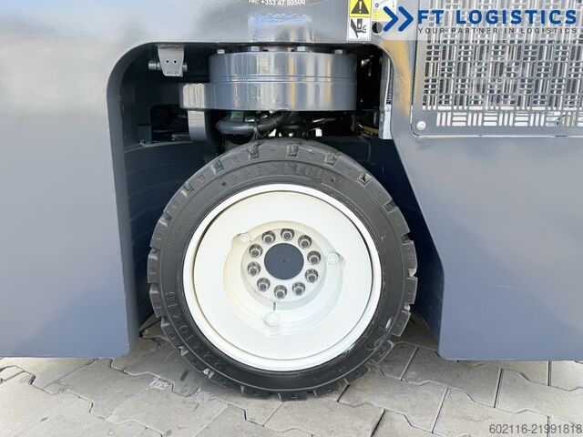 4-vejs gaffeltruck Combilift CB3000 GAS TRIPLEX 5500 POSITIONER