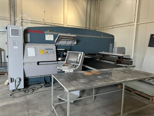 Punzonatrice DURMA TP9