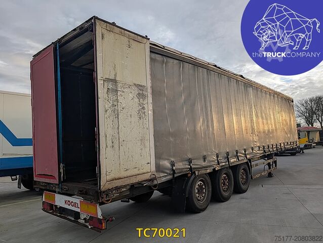 Sliding tarpaulins Kögel