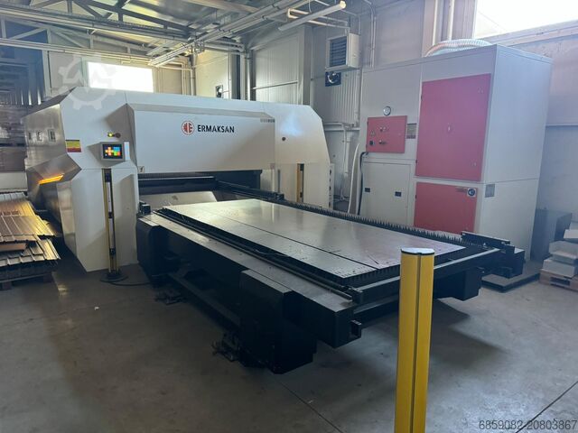 Lasersnijmachine Ermak FIBERMAK MOMENTUM