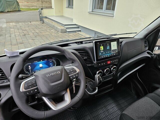 Furgone a tetto alto Iveco Daily 35S18HA8V DOKA Hi-Matic 12m³ L2H2 7 Sitze