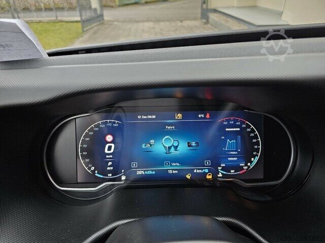 Furgone a tetto alto Iveco Daily 35S18HA8V DOKA Hi-Matic 12m³ L2H2 7 Sitze