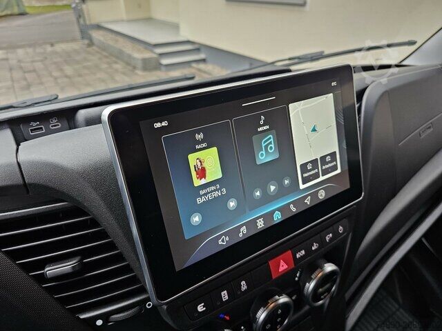 Furgone a tetto alto Iveco Daily 35S18HA8V DOKA Hi-Matic 12m³ L2H2 7 Sitze