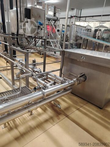 KRONES AG Monoblock (with Sauerstein SD 1500/1100/950 unit and KRONES cooling device Krones AG 