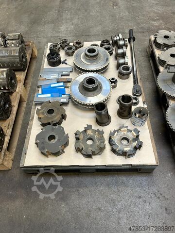 Moulder WACO HM200 un