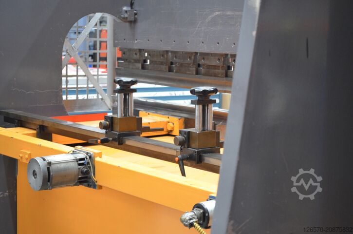 Press brake Mebusa PH 90-25