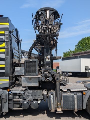 Cabeza tractora MAN TGX 33.510 BL SA 6x4 mit EPSILON S260Z96, MIETE?
