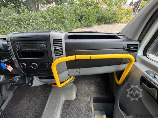 Minibus MERCEDES-BENZ Sprinter 313 Cdi L2H2 9Sitze Rollstuhllift Klima