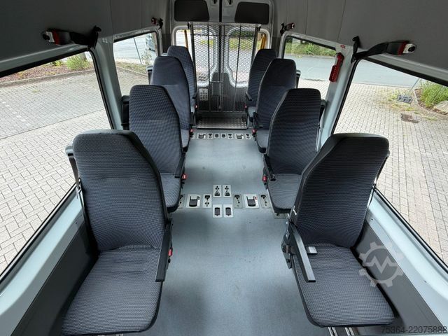 Minibus MERCEDES-BENZ Sprinter 313 Cdi L2H2 9Sitze Rollstuhllift Klima