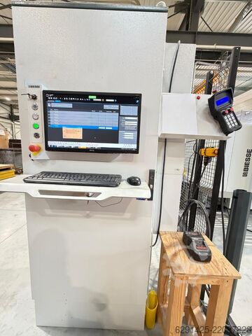 Bearbeitungszentrum BIESSE ROVER B FT 1536
