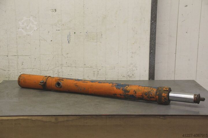 Hydraulic cylinder unbekannt Hub 800 mm