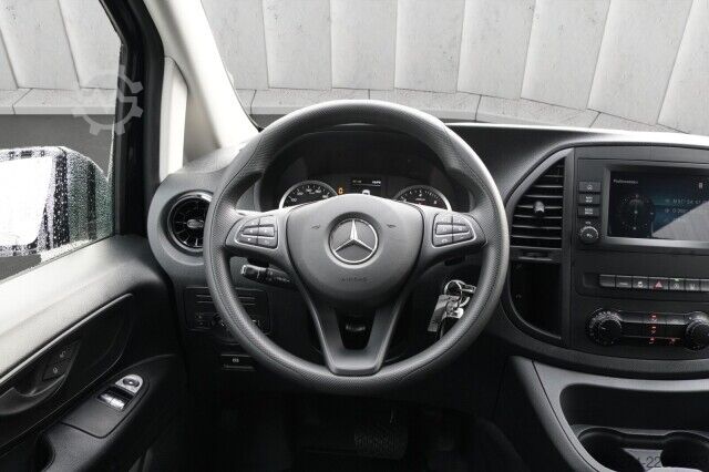 Dobozos furgon Mercedes-Benz Vito 116 CDI Mixto Kompakt AHK 9G-Tronic Kamera