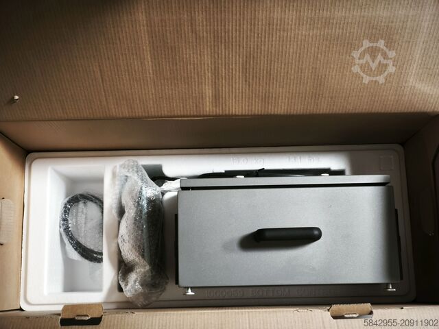 Robot przemysłowy Universal Robots Universal Robots UR5e with Teach Pendant