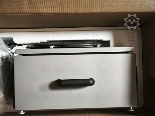 Robot przemysłowy Universal Robots Universal Robots UR5e with Teach Pendant