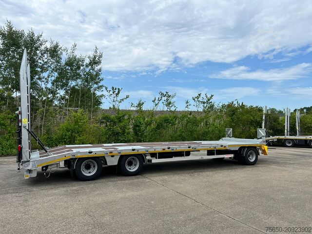 Dieplader oplegger Möslein T 3-8,20 P VB H1  3 Achs Tieflader mit gerader Ladefläche 8,20 m, Neufahrzeug